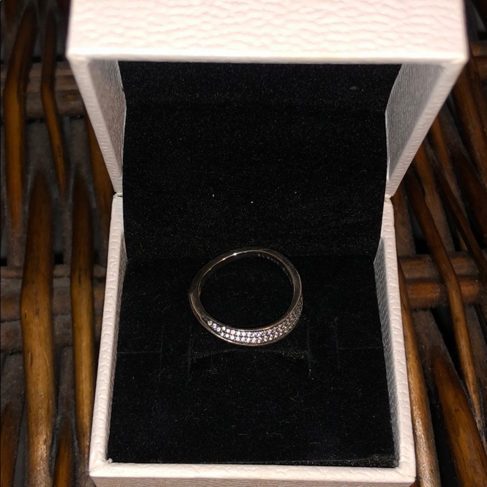 PANDORA Elegant Waves CZ ring 💍 - Picture 3 of 6